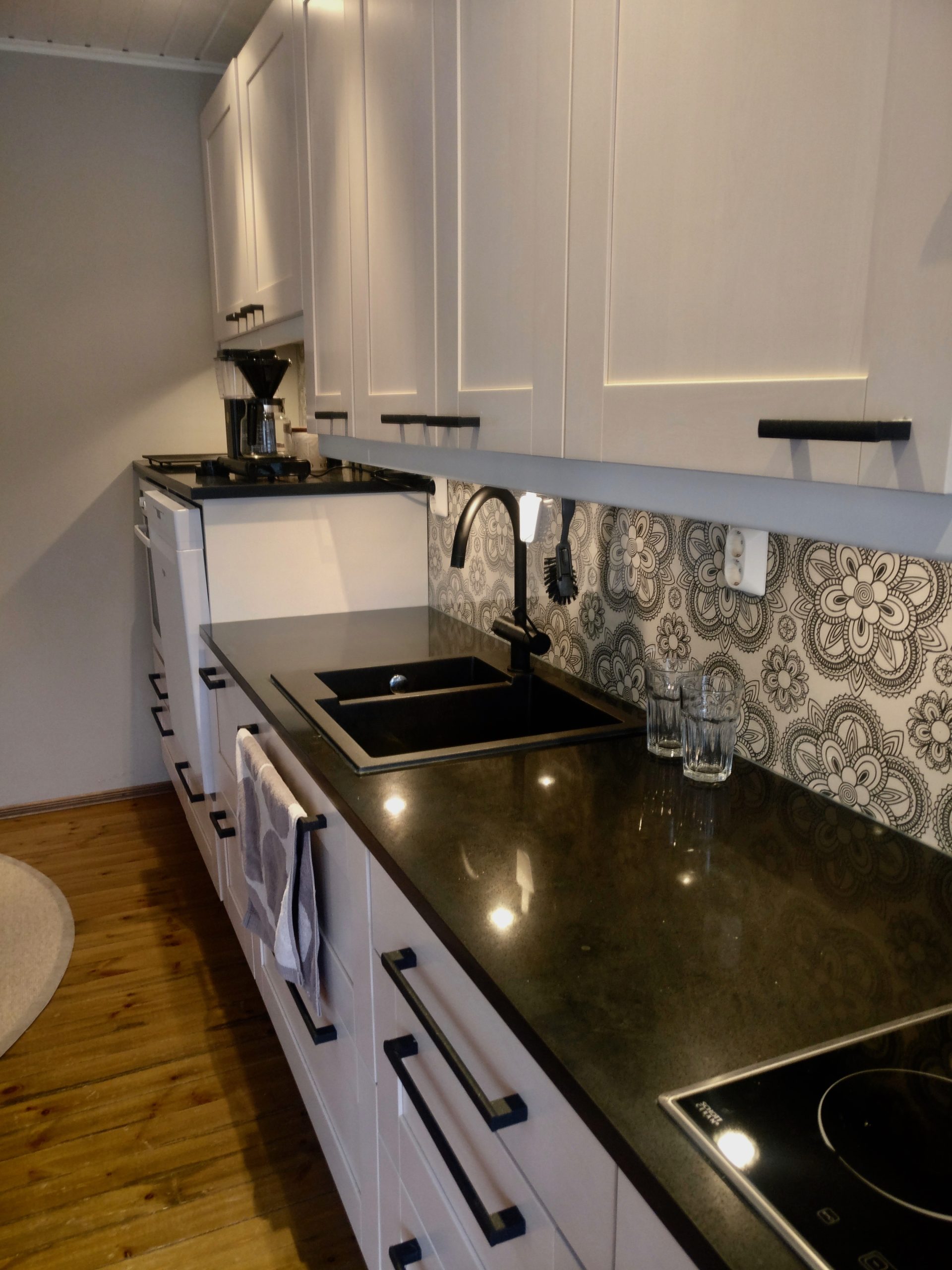 Pure Black - Image 3