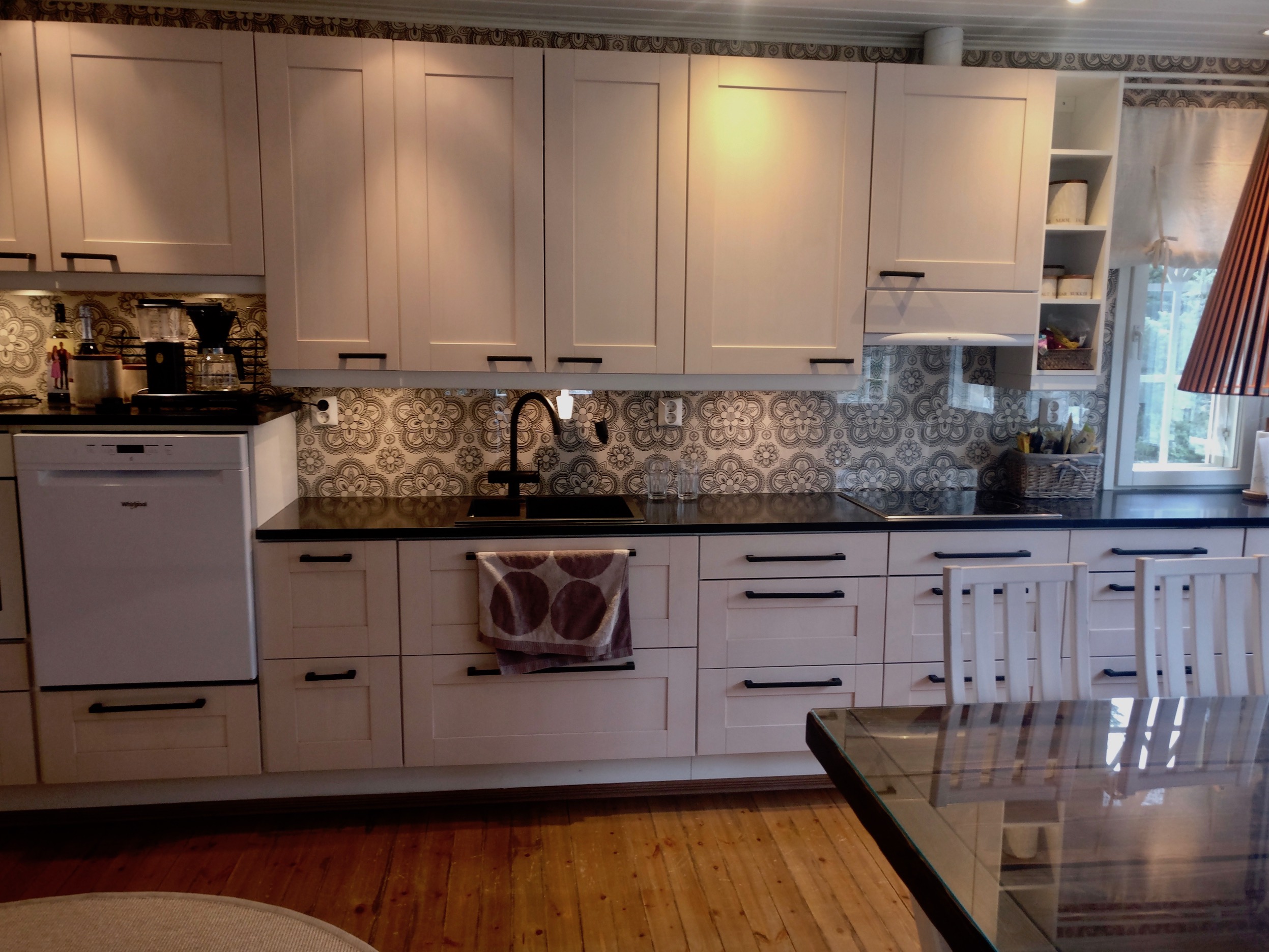 Pure Black - Image 10