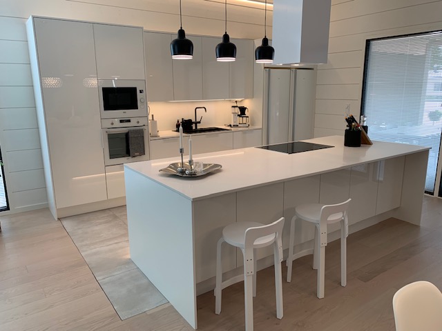 Pure White - Image 20