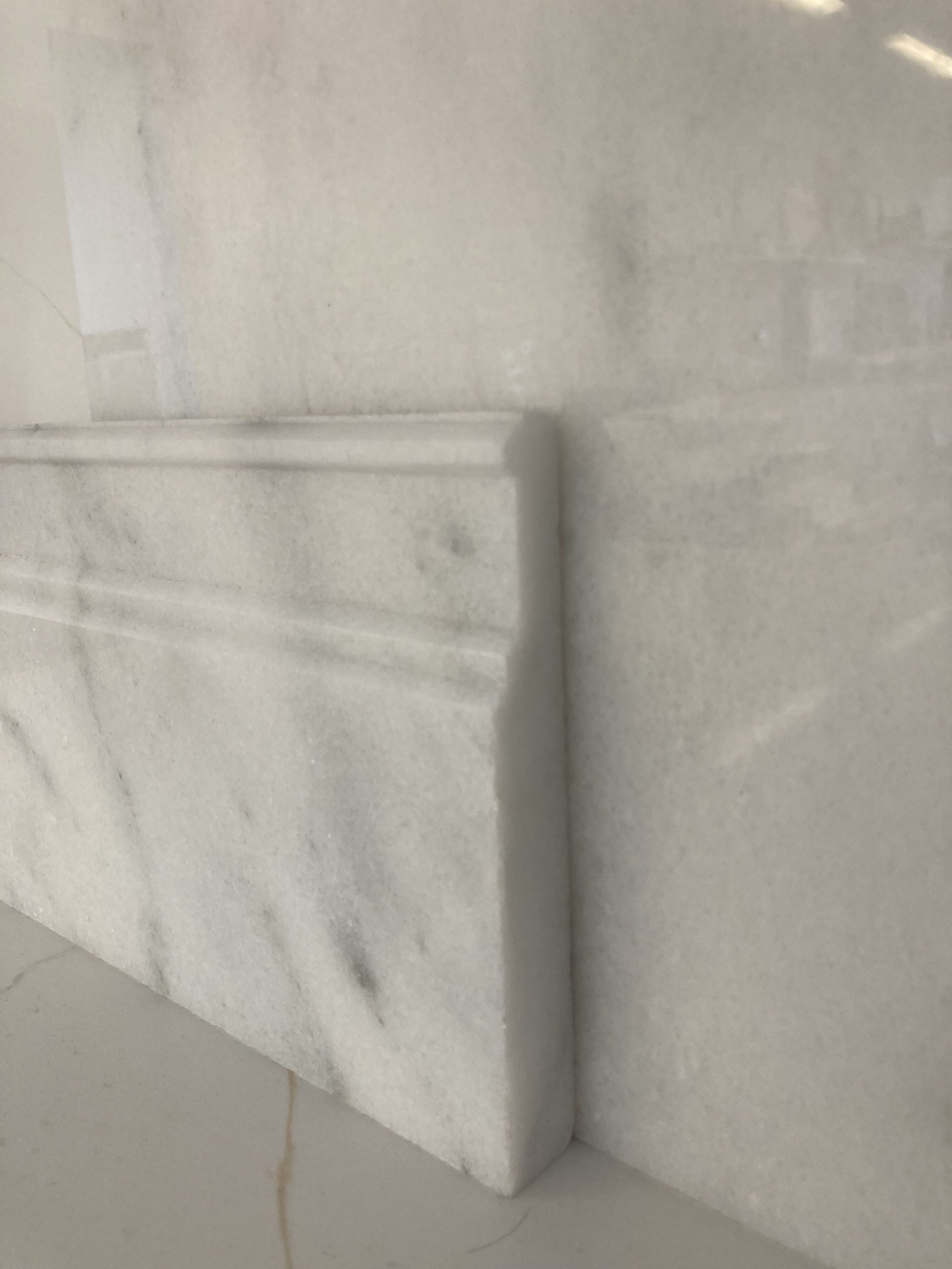 Koristejalkalista Bianco Ibiza -marmoria - Image 3