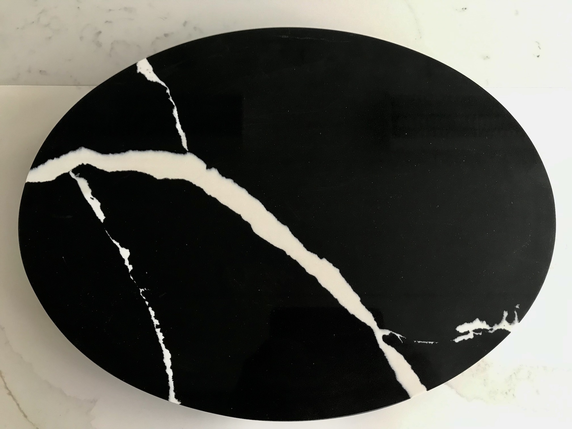 Iso Oiva -tarjoilukivi, tummat värit - Image 5