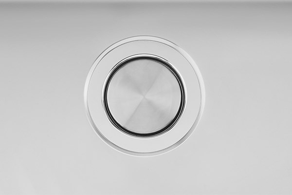 Magneettikansi Stala Lagom -altaiden sihtiin